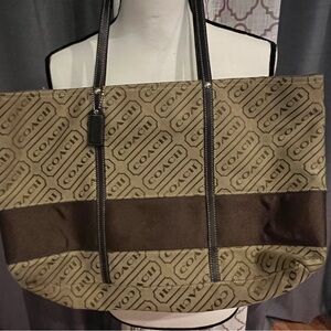 Coach shoulder bag
